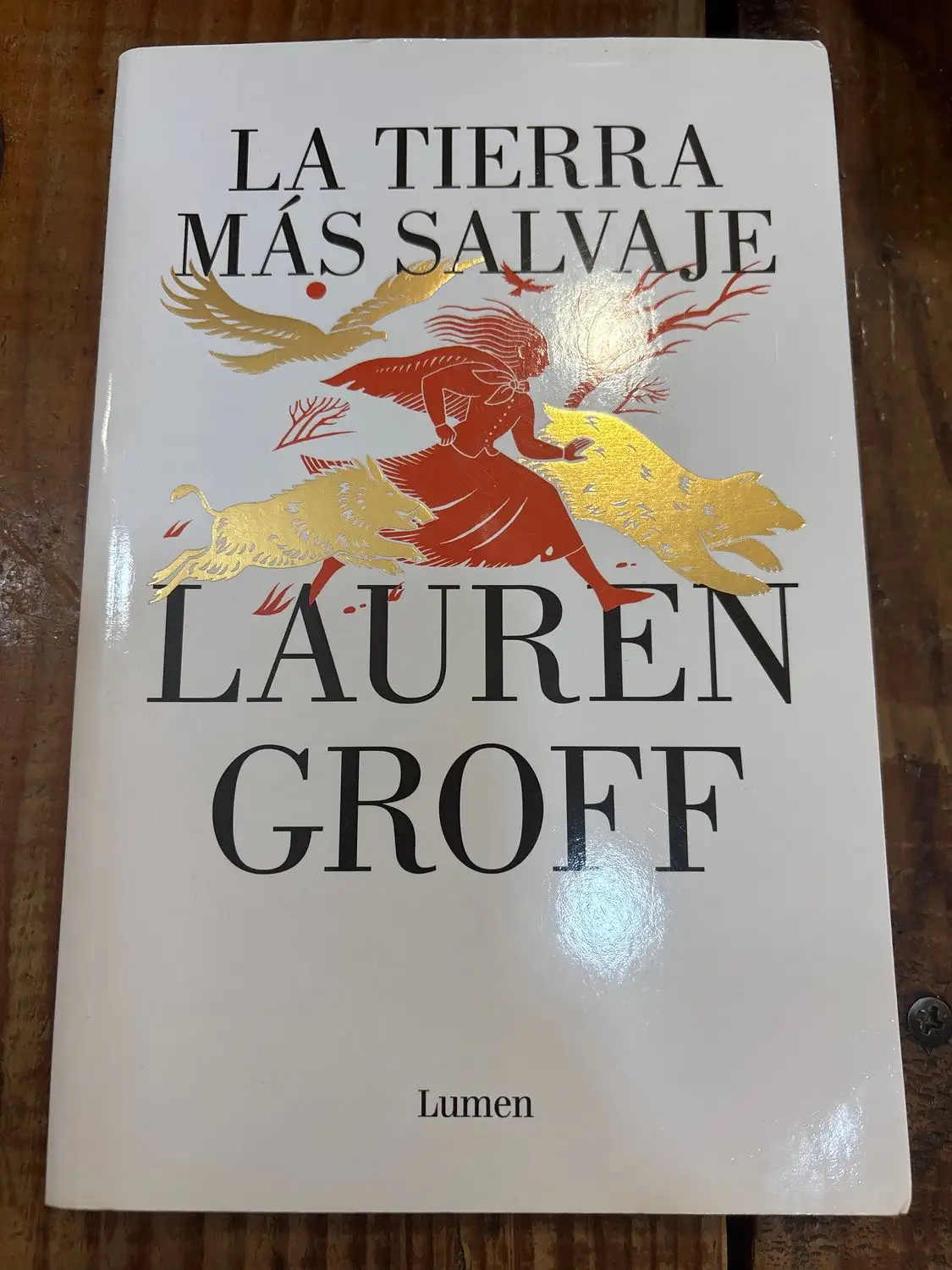 La tierra más salvaje / The Vaster Wilds (Spanish Edition)