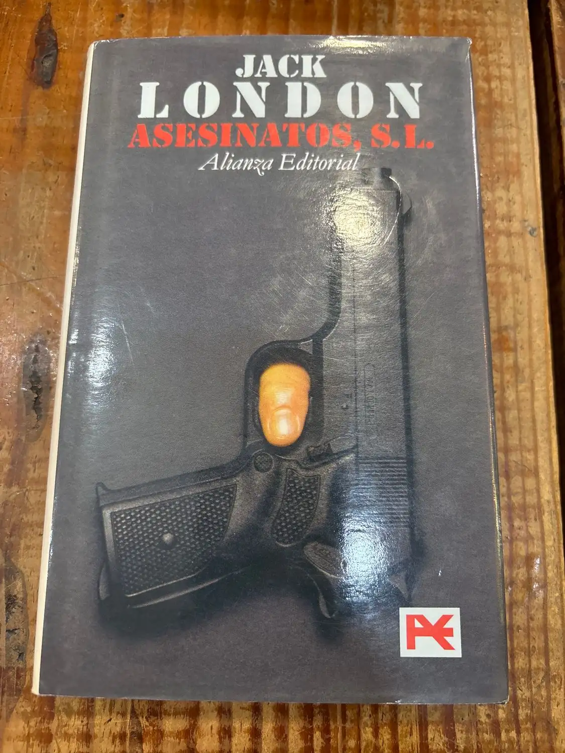 Asesinatos, S.L./ The Assassination Bureau Ltd. (Spanish Edition)