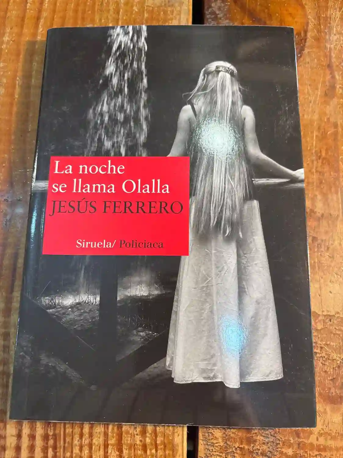 La noche se llama Olalla