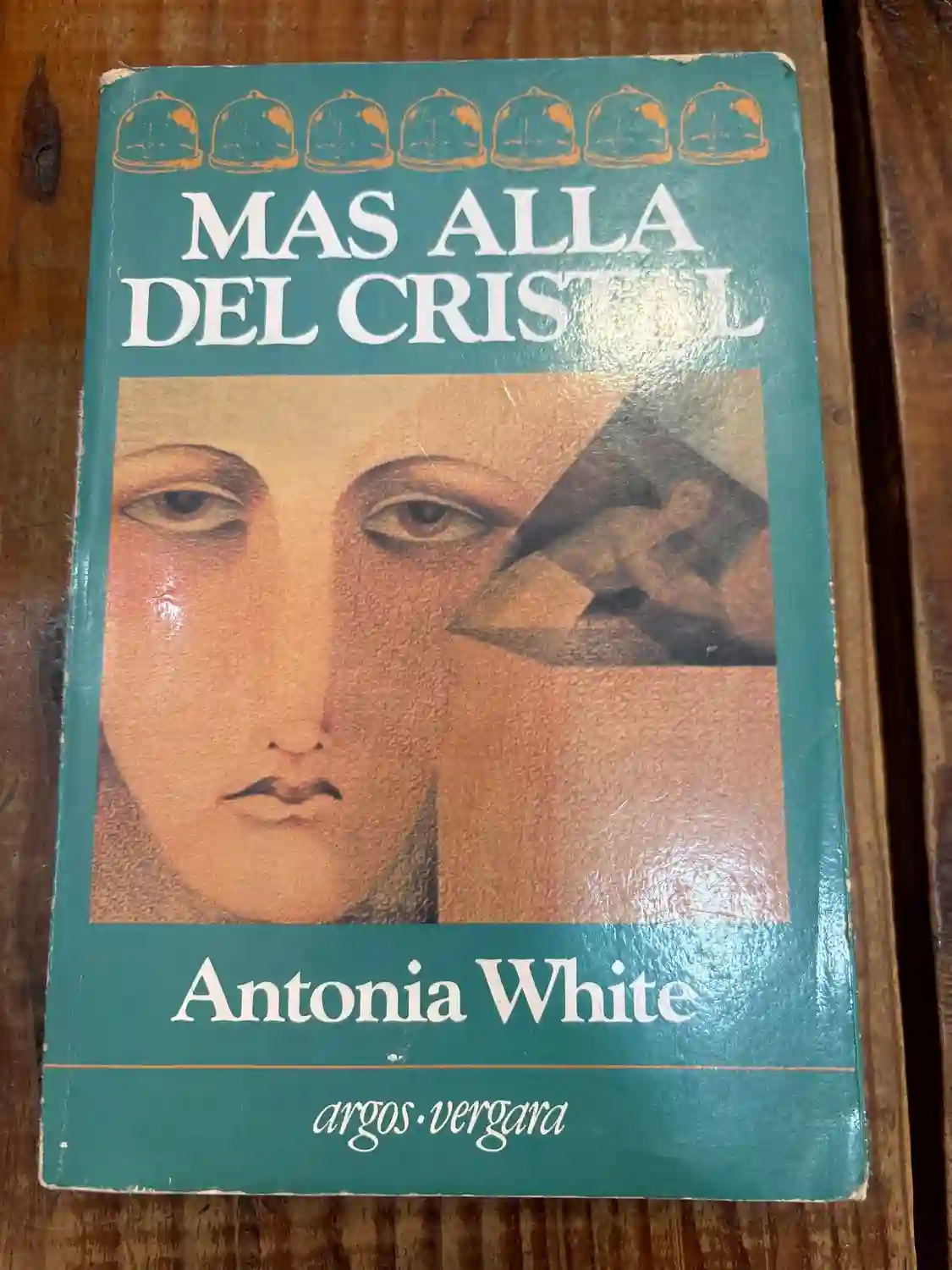 Mas Alla Del Cristal TRS