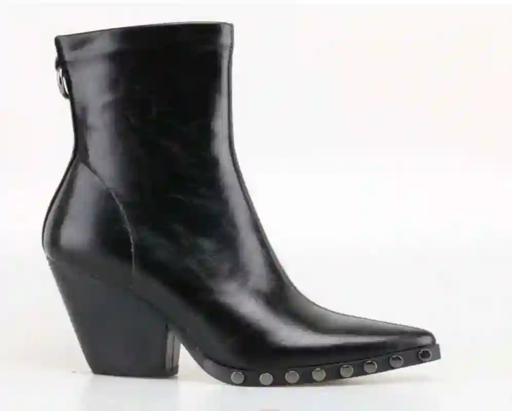 ROCK AWAY By Atelier Botín Negro