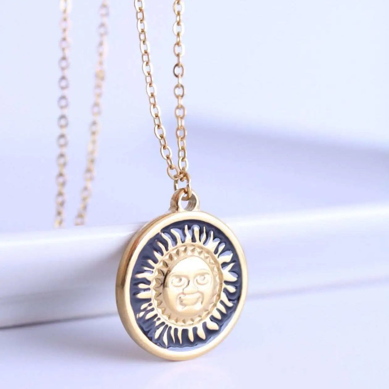 Collar El Sol