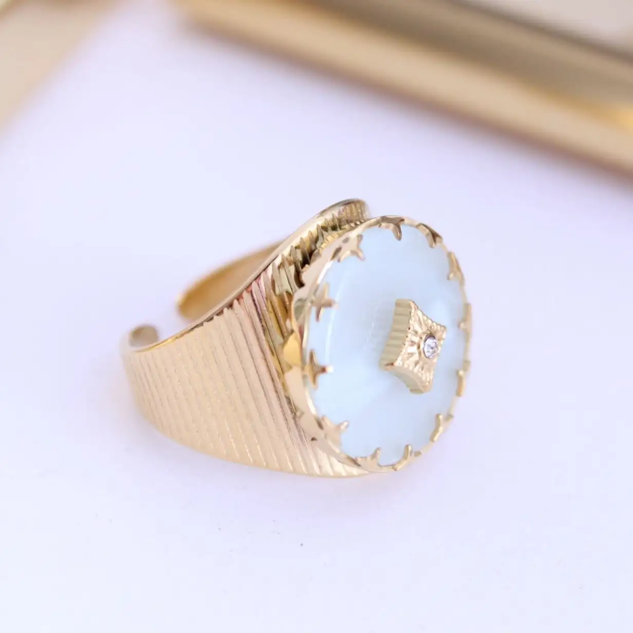 Anillo Reyn Sello Nacarado