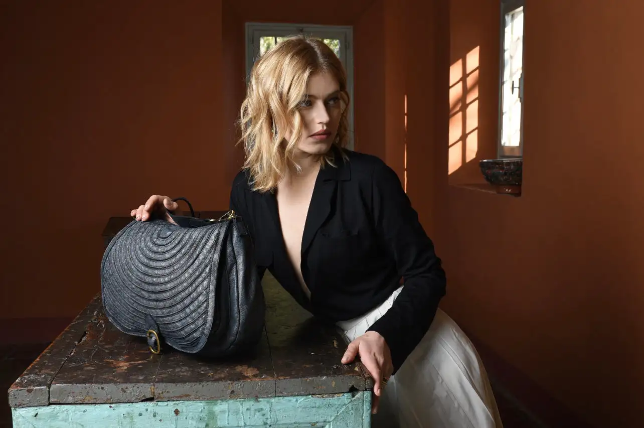CATERINA LUCCHI Por Atelier Bolso Negro - Imagen 2