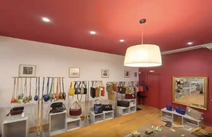 Store image 1