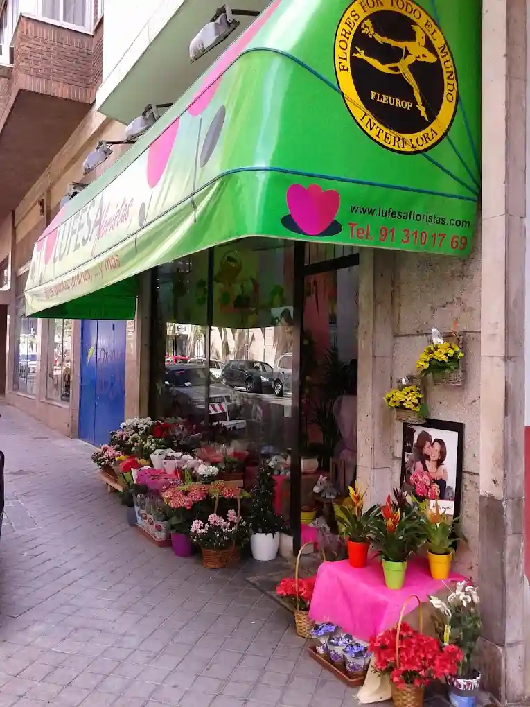 Store image 1