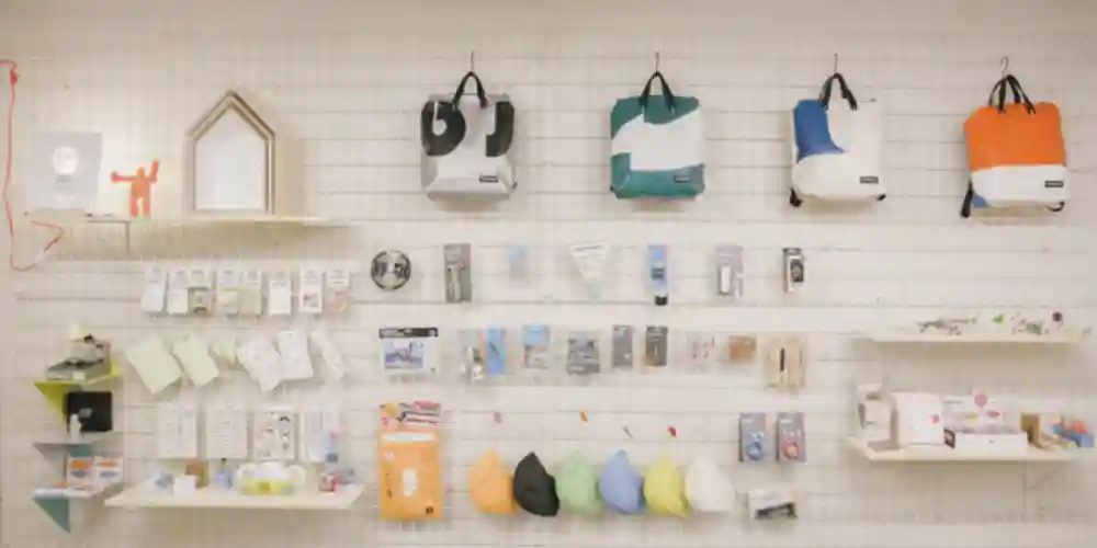 Store image 1