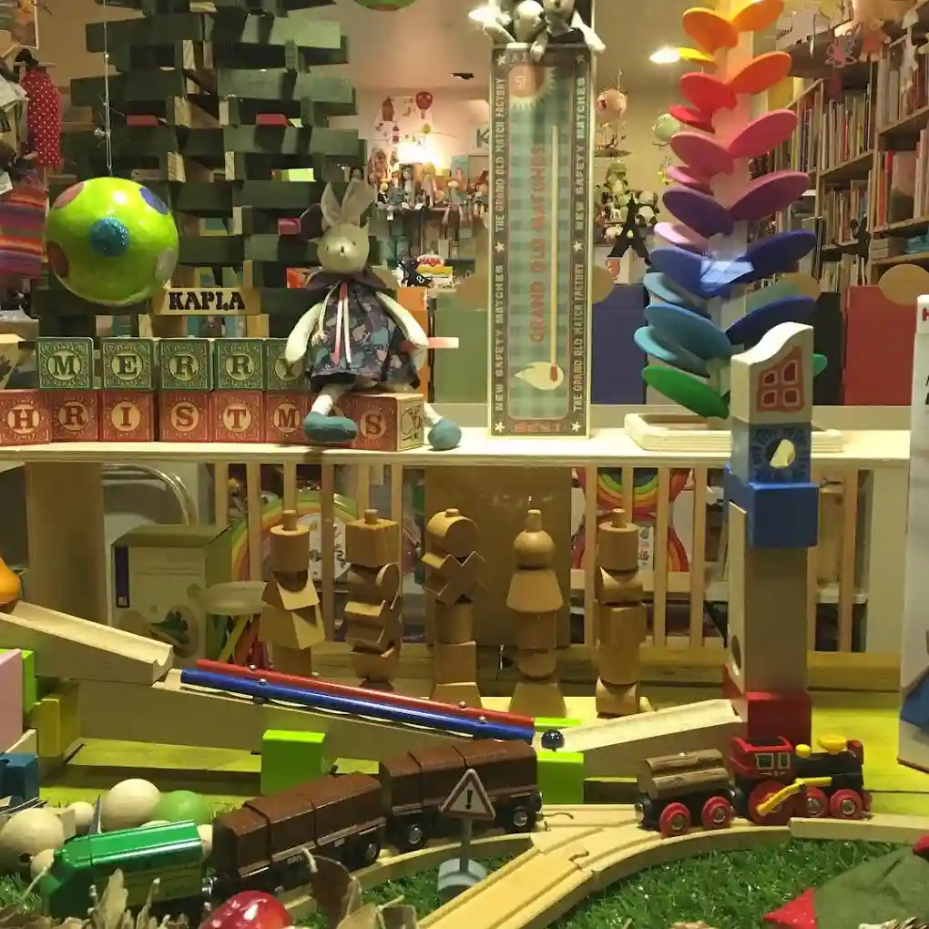 Store image 1