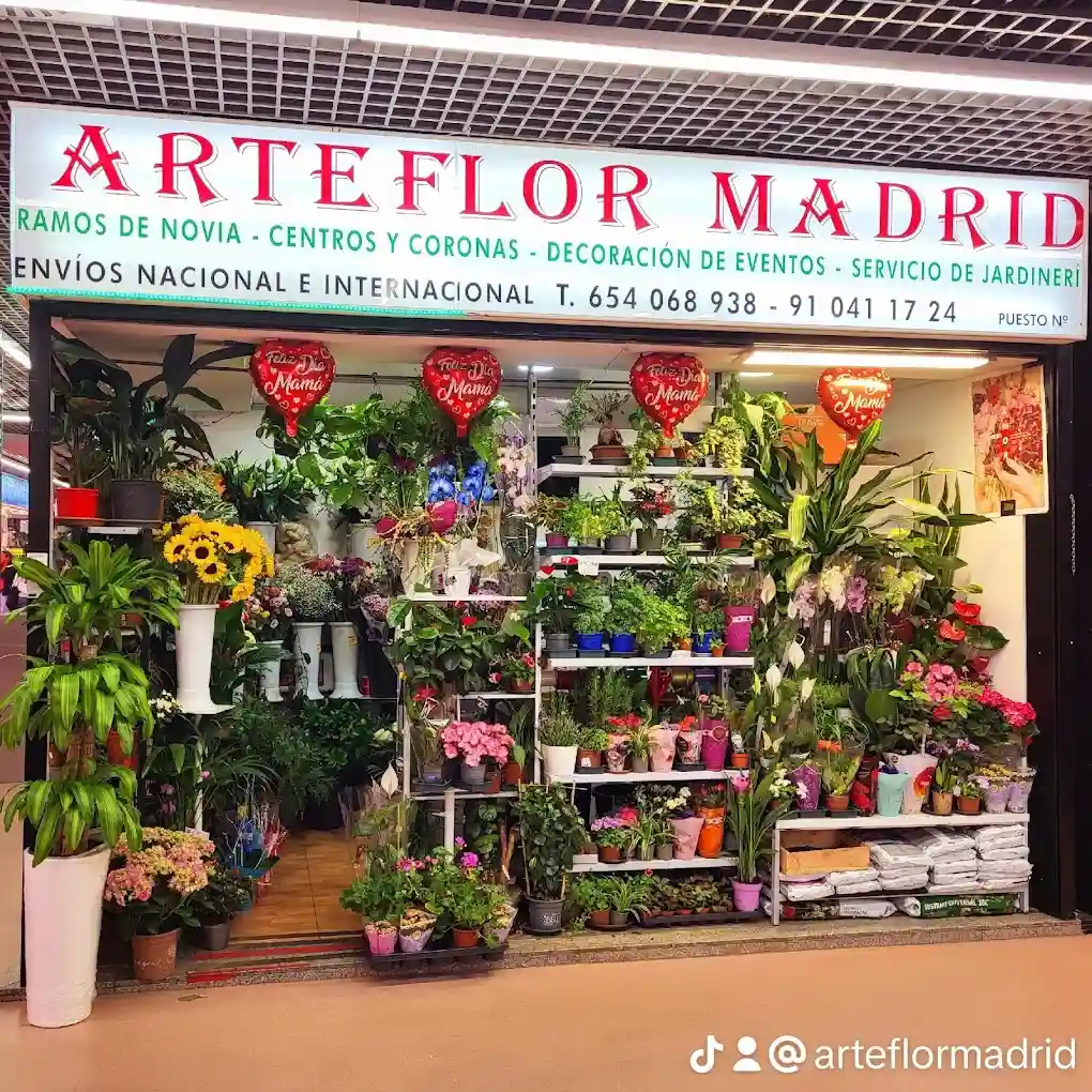 Store image 1