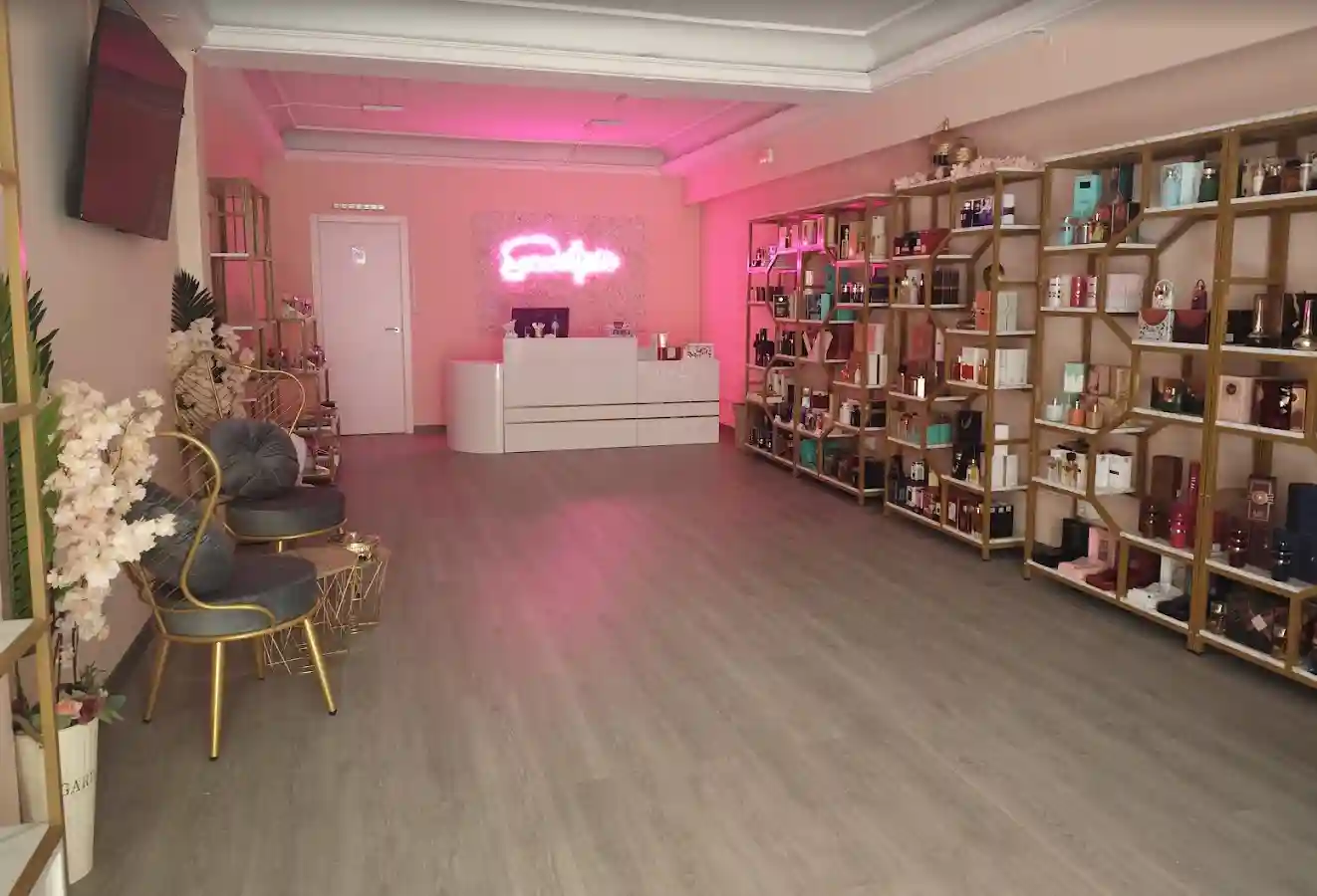 Store image 1