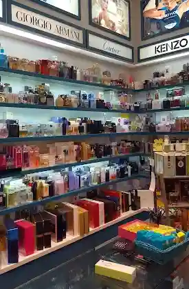 Store image 1